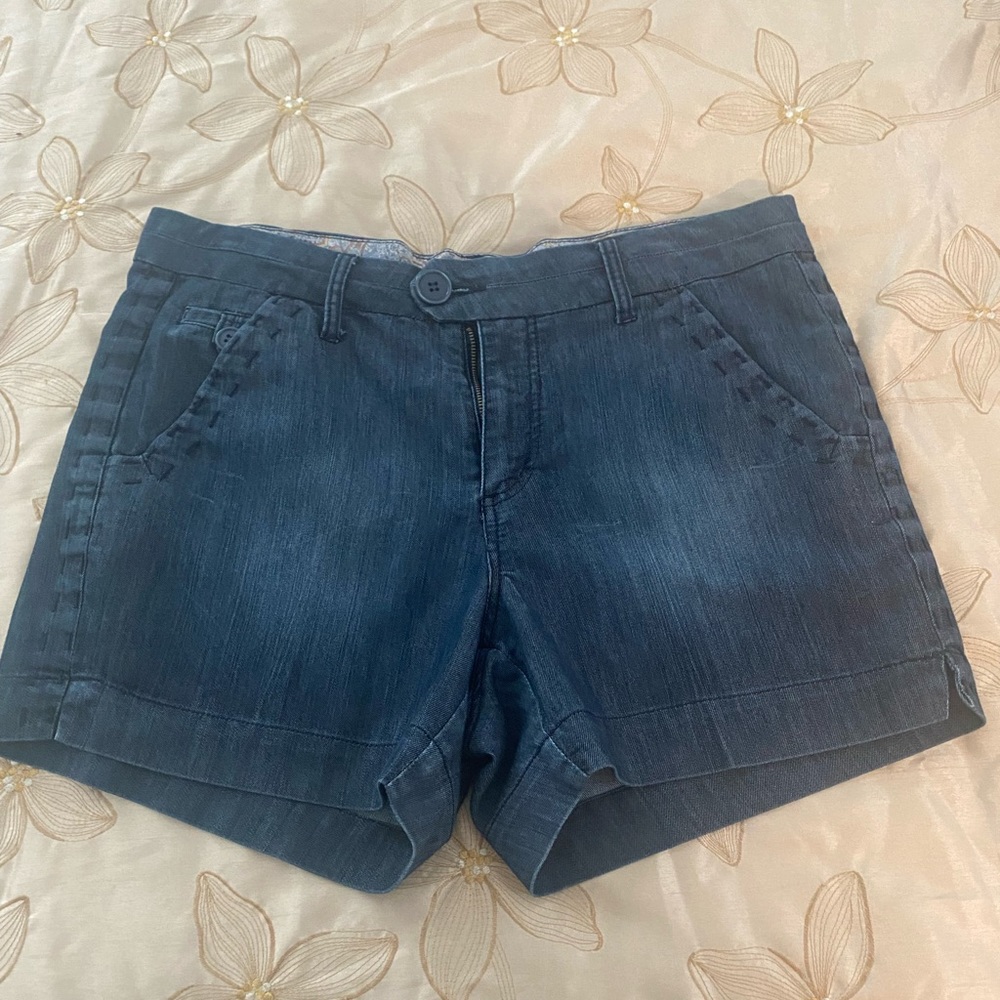 Jean shorts.
